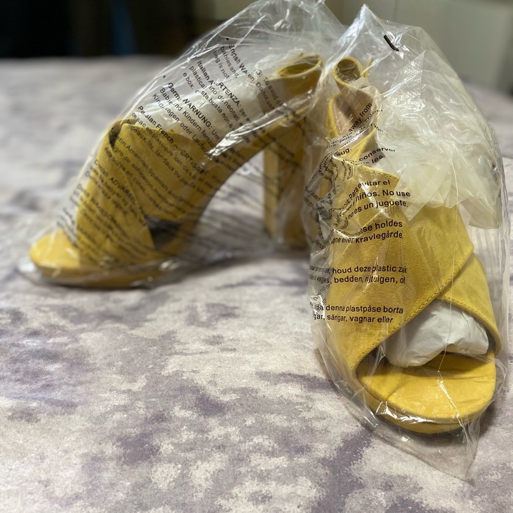 JustFab Chunky Yellow High Heels